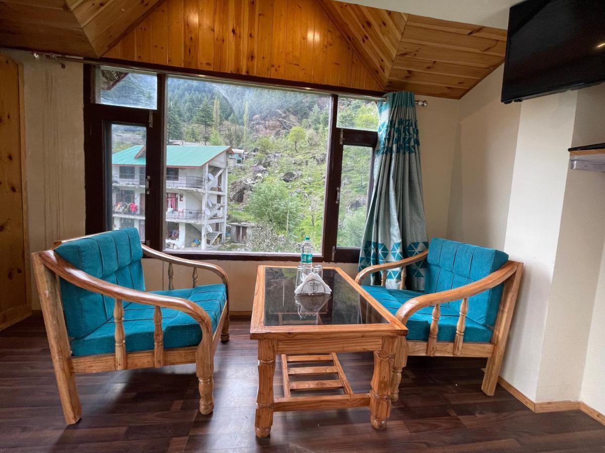 The Radhika - A Luxury Resort In Mountains Manāli Kültér fotó